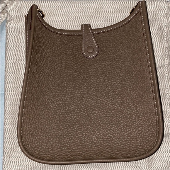 SOLD!!!!!!🎉AUTHENTIC HERMES MINI EVELYNE TPM🌟 - Picture 3 of 8